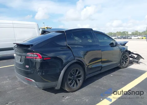 2022 Tesla Model X Plaid Tri Motor All-Wheel Drive from USA, damaged, VIN 7SAXCBE63NF345422